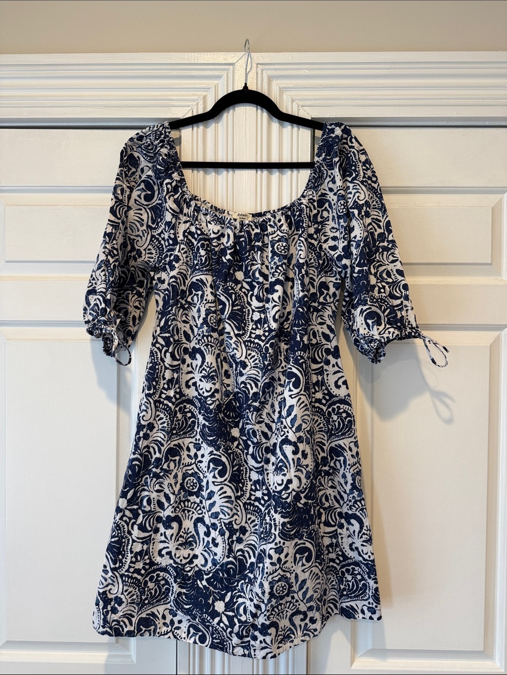 dylan Navy & White Puff-Sleeve Peasant Mini Dress